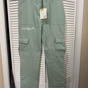 Green Cargo Pants with Relaxed Fit and Straight Leg
